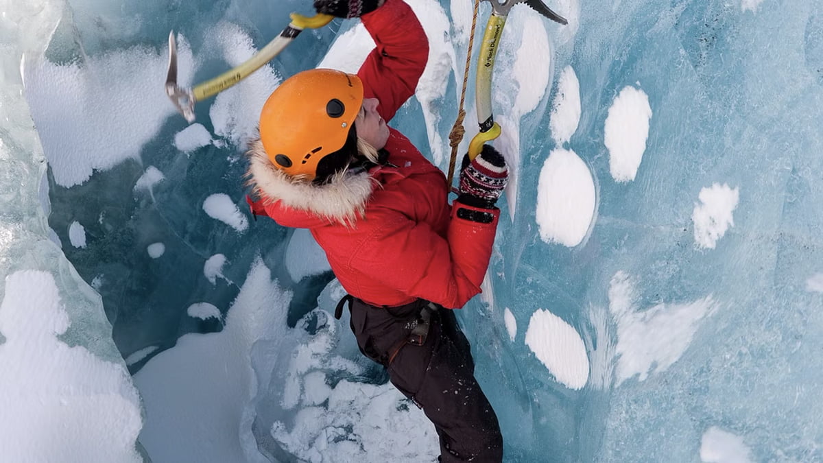 Glacier Hike & Ice climbing 3